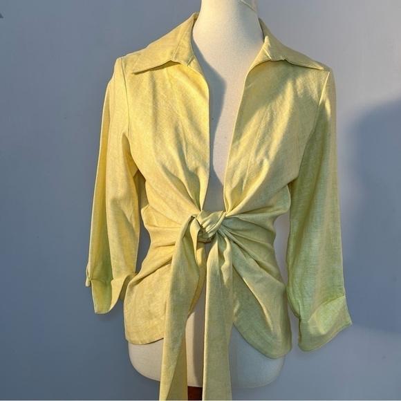 Vintage Butter Yellow Linen Cropped Blazer | Pastel Coastal Chic Retro Jacket - Picture 4 of 14